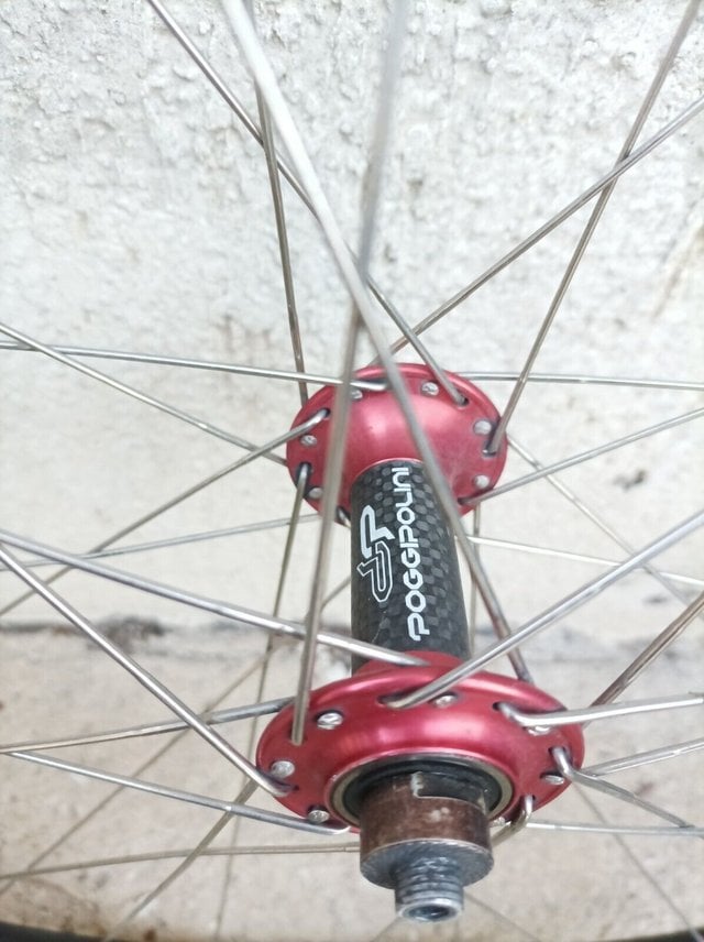 Poggipolini carbon hubs ähnlich Iko ebay1.jpg