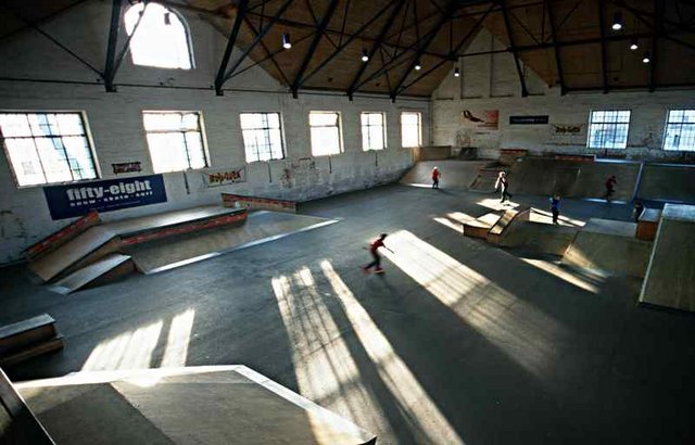 200104n1_26_800.jpg