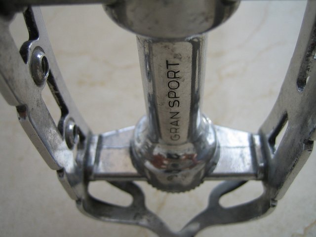 4631525936_85dce09207_b.jpg