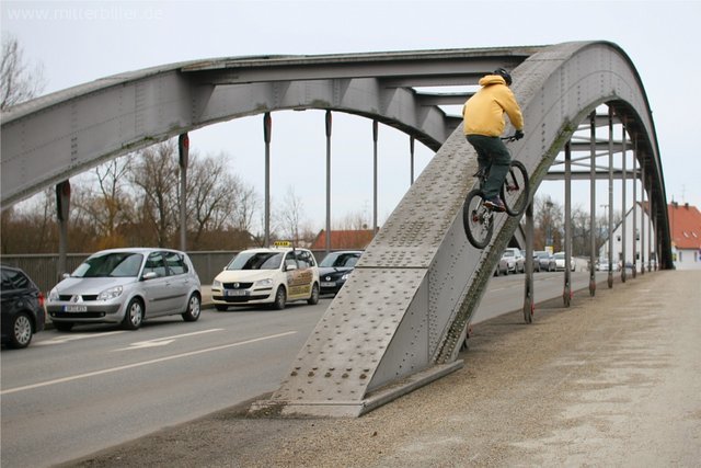 rainscobikefullie04.jpg