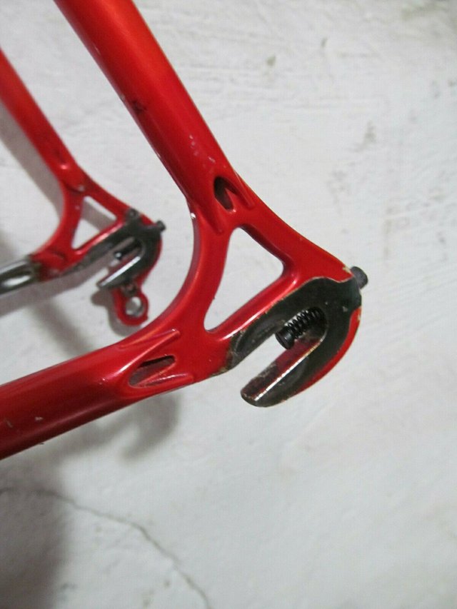 rivola-10-telaio-rosso-porta-catena-columbus-9-jpg.1059546