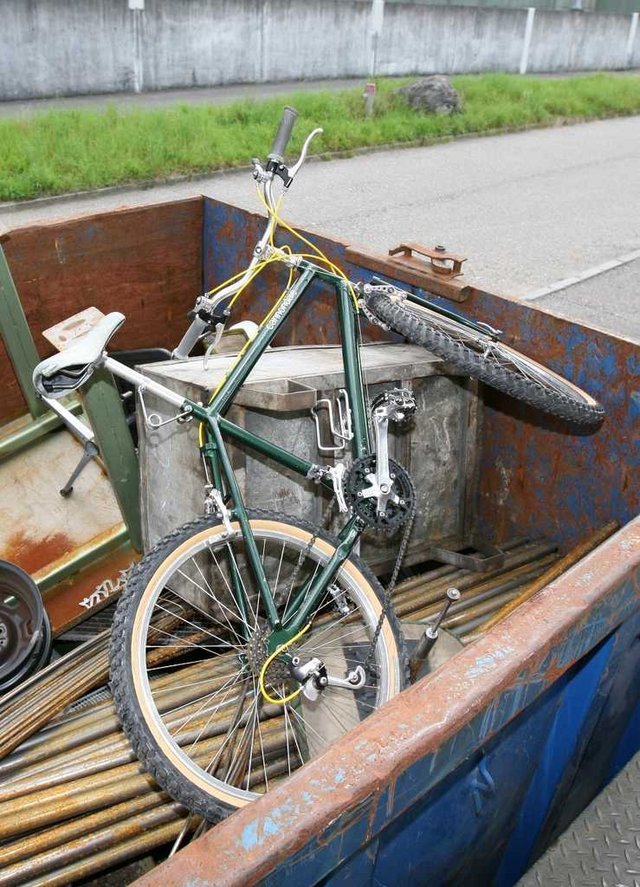 Container.JPG