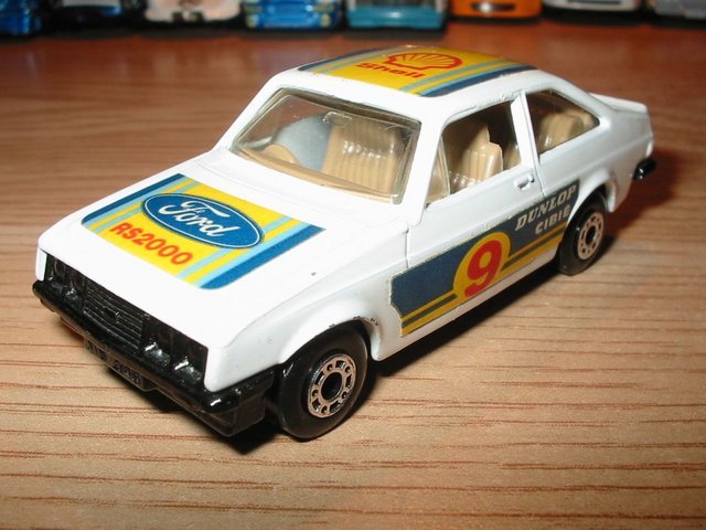ford-escort-rs-2000-matchbox-jpg.704723