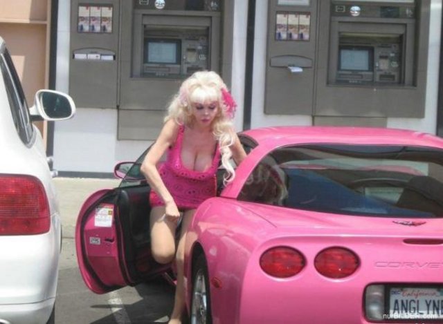 frau_pink.jpg