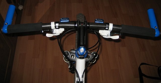 cockpit01.jpg