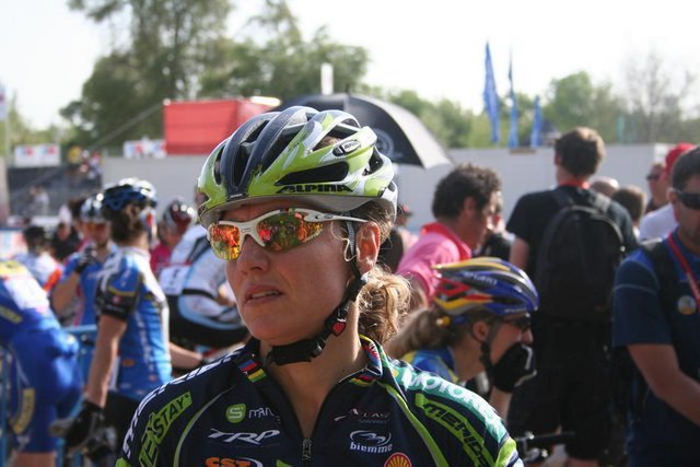 3702809.jpg
