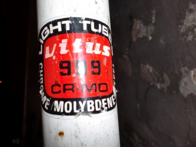 9693009pxt.jpg