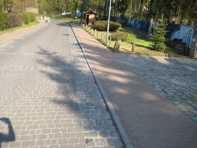 2437094256_23c964da81.jpg