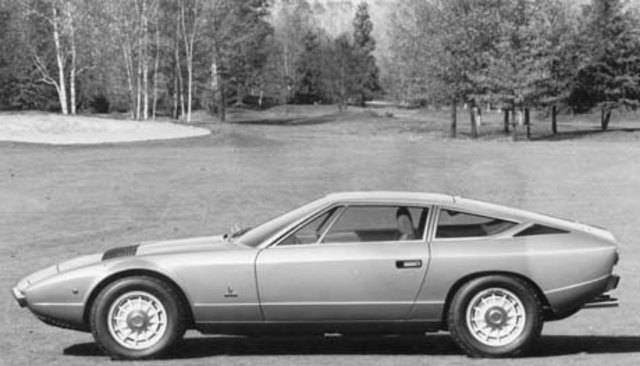 Maserati_Khamsin_1.jpg