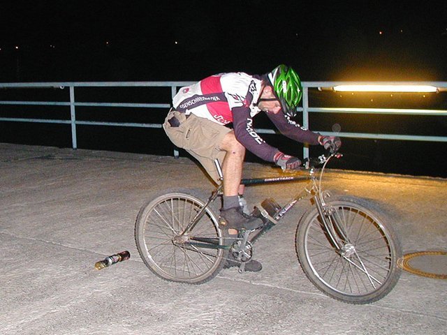 Fixie_Bunnyhop_Landung.jpg