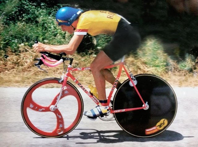 marco-pantani-zeitfahrrennrad-von-walter-dosi-im-jahre-1991-f%C3%BCr-den-giro-d%E2%80%99italia-dilettanti-jpg.785899