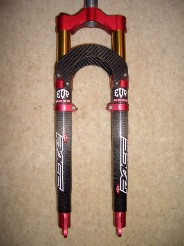 26554pace_carbon1.JPG