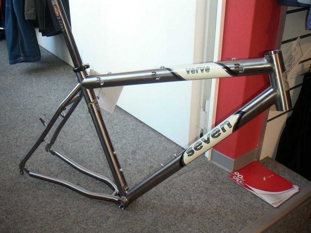 seven_004.jpg