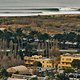 Blick auf den Patagonia Campus in Ventura, Californien und den dortigen Swell.